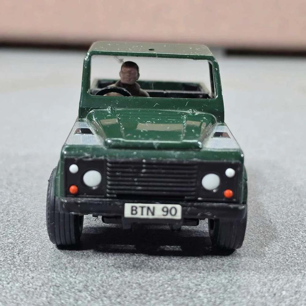 Britains Land Rover Defender 90 Td5 Pickup Truck Green RARE